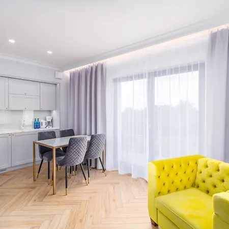 Rent Like - Maritime 209